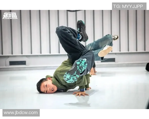 重庆街舞队的区域防守策略与技巧深度解析